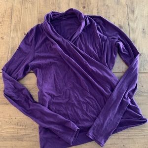 Lululemon purple wrap long sleeve size 6